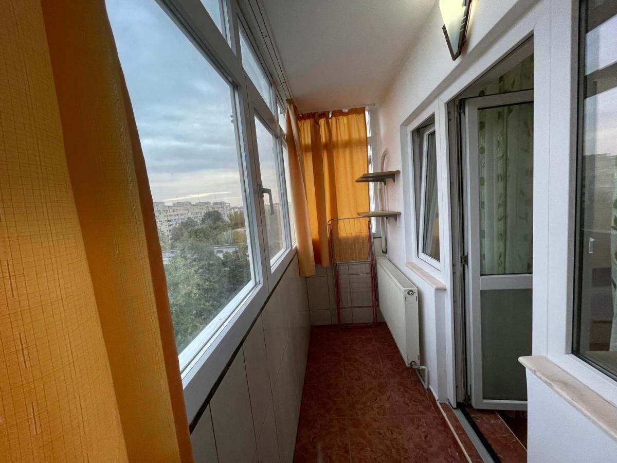 Ferienwohnung Apartament Magnolia, Piata Gorjului- Metrou Bukarest Exterior foto